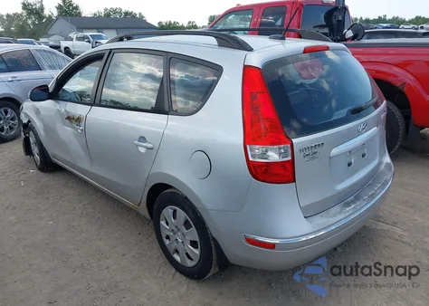 2010 Hyundai Elantra Touring Gls z USA, uszkodzony, nr VIN KMHDC8AE7AU059540